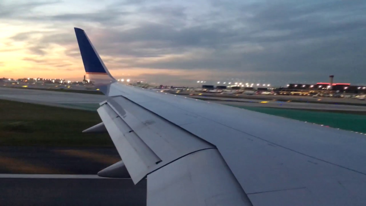United Airlines B757-300 | Sunset Takeoff from Chicago O'Hare.