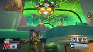Rose Main Gets Played