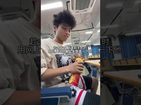 مفاجأة محرجة في علبة رقائق البطاطس