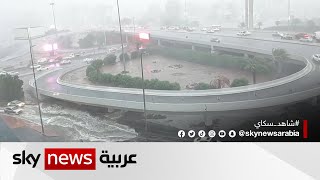 هطول أمطار غزيرة في مدينة جدة وتعليق الدراسة بالمدارس