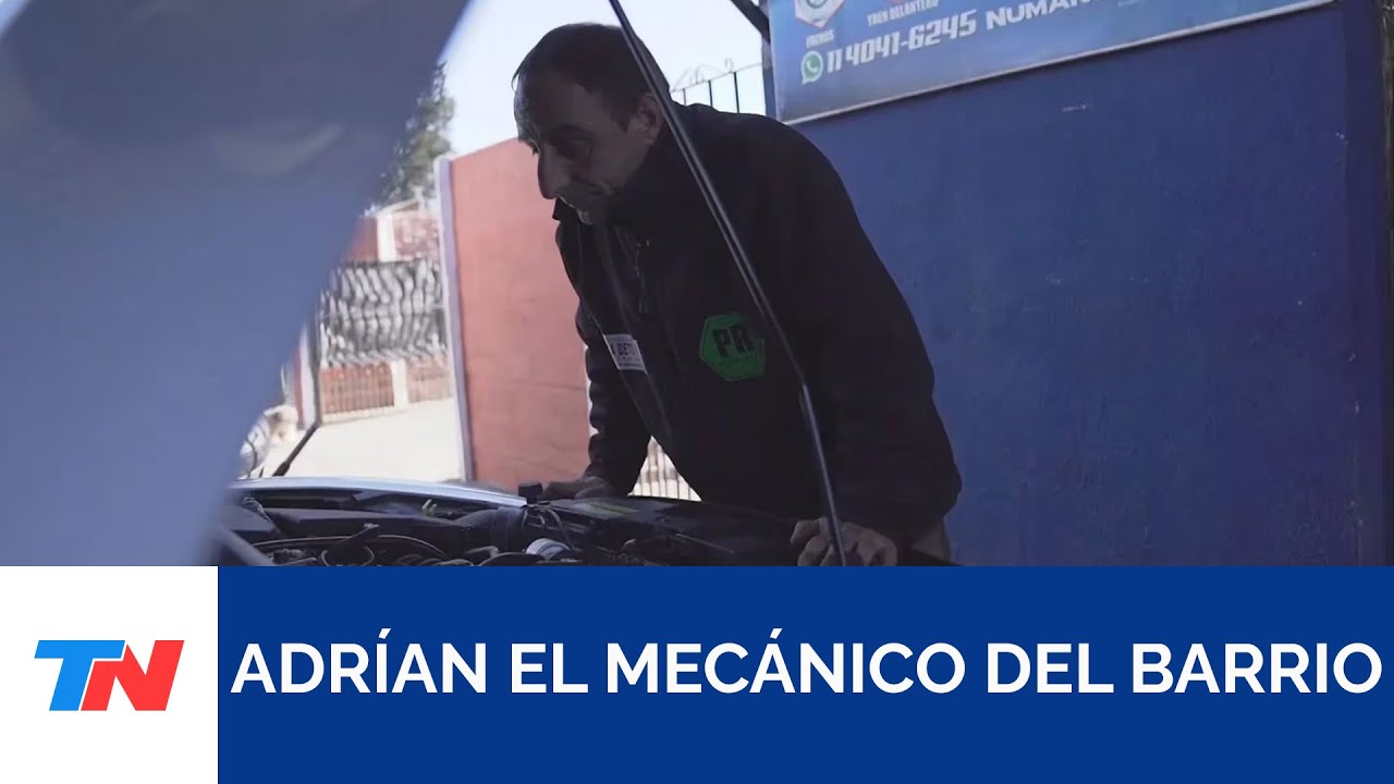 El mecánico de barrio: Adrián es famoso porque todos los autos salen rodando de su taller