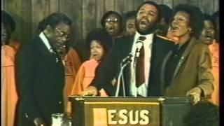 Andrae Crouch Takes Church to Pop Music
Andrae Crouch profile I did for the Today Show following his gospel music from his fathers church to, concert stages, to the Grammys. rare footage of both his dad and mom preaching, & Andrae describing how sometimes white congregations had to be eased into his style of gospel music, music that would eventually find its way to hymnals and onto pop charts. Andrae Crouch Takes Church to Pop Music