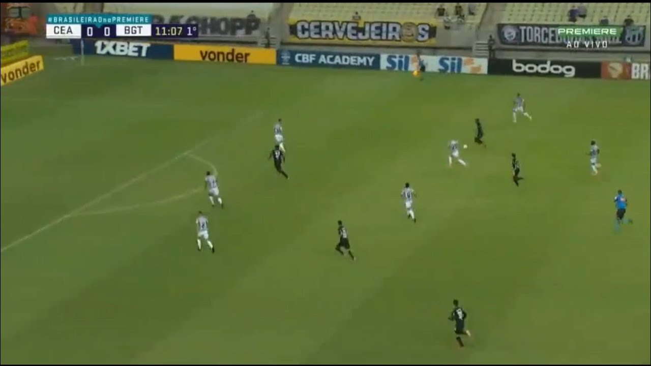 GOL de HELINHO contra o CEARÁ
