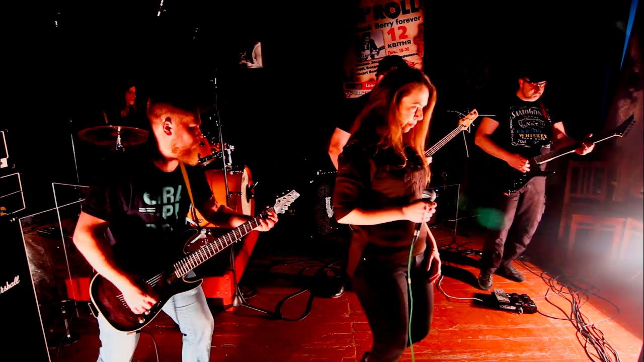 Александр бородин популярные треки. Кавер и акустическая гитары. Новый герой кавер. Гр,мираж,новый герой ковер солло диванные гитористы. Новый герой кавер.