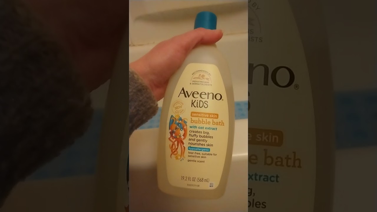 Aveeno Kids sensitive skin bubble bath