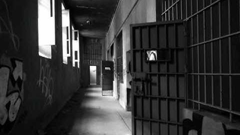 EL LOCO = LA CASTAÑEDA