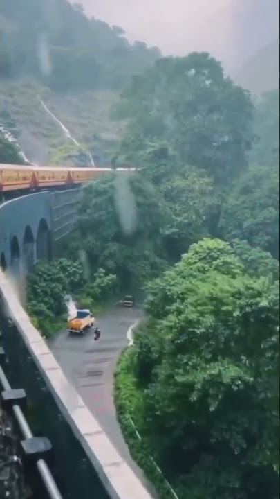 13 kannara bridge #thenmala #shenkottai #ecotourism #indianrailways 😱 #heavyrain