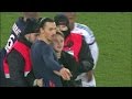 Hr ger zlatan sin trja till en inrusande supporter  tv4 sport