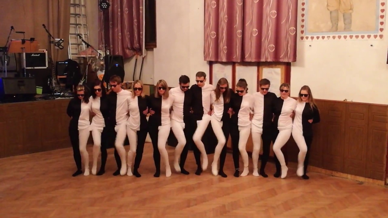 Černobílé půlnoční překvapení - hasičský ples SDH Malovice 2017