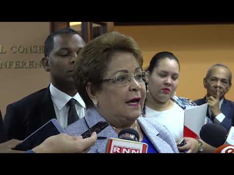 Alejandrina Germán invita