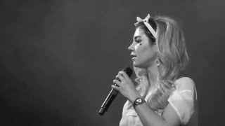 Marina and the Diamonds - Are you satisfied? en vivo - live (Español - Lyrics)