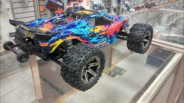 Traxxas Rustler 4x4 VXL Closer Look