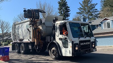 Evergreens MACK LR Pendulum Pack Labrie Automizer garbage truck!!