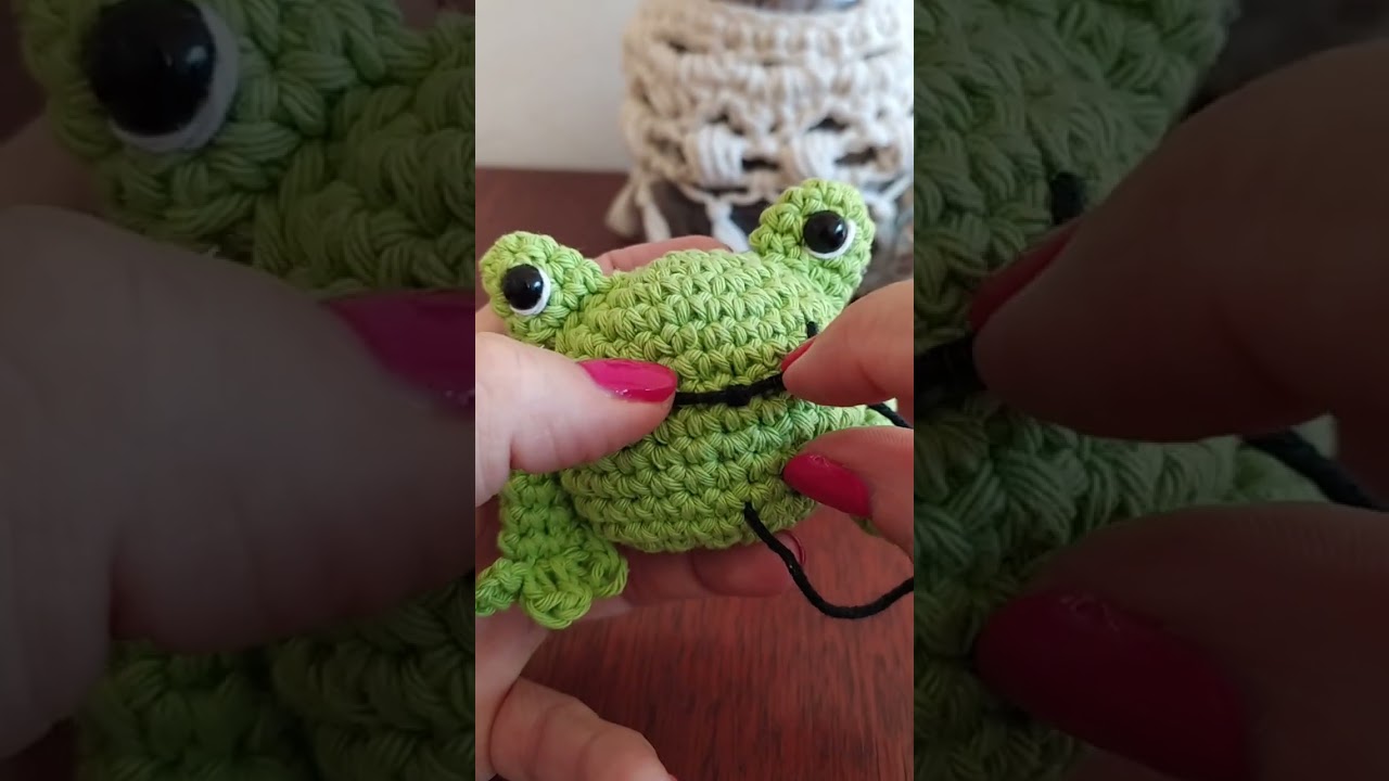 Tutorial - cómo bordar boca en amigurumi