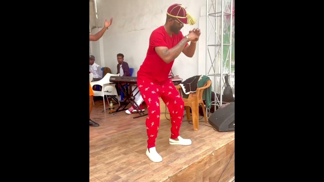 Fally Ipupa - New Dance Moves 2021