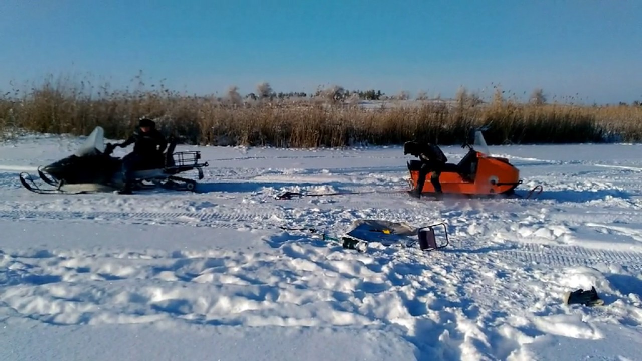 Снегоходы Буран vs Рысь. Snowmobiles Buran vs Russian Lynx