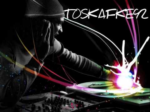 Смотреть «Loona vs Movetown - El Cucaracho-El Muchacho (Tony La Rock Andre Picar Remix)» на YouTube
