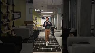 Bu Adamın Bıçakla Ilgili Yetenekleri Var