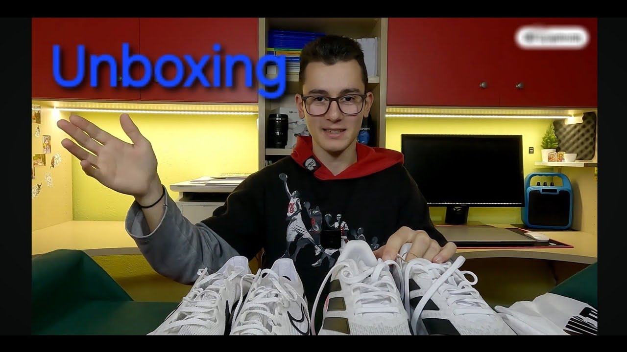 Unboxing running shoes 