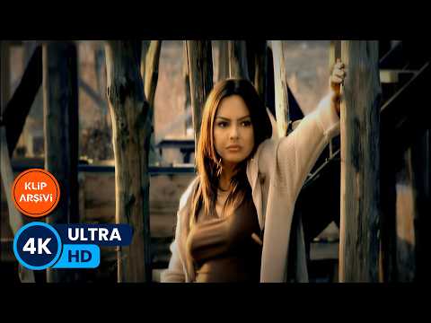 Ebru Gündeş - Kaçak  /2006 | Remastered 4K (2160p) Stereo