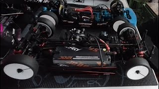XPRESS XQ2S vs TAMIYA TRF419 in ホビーフィールドKUH - YouTube