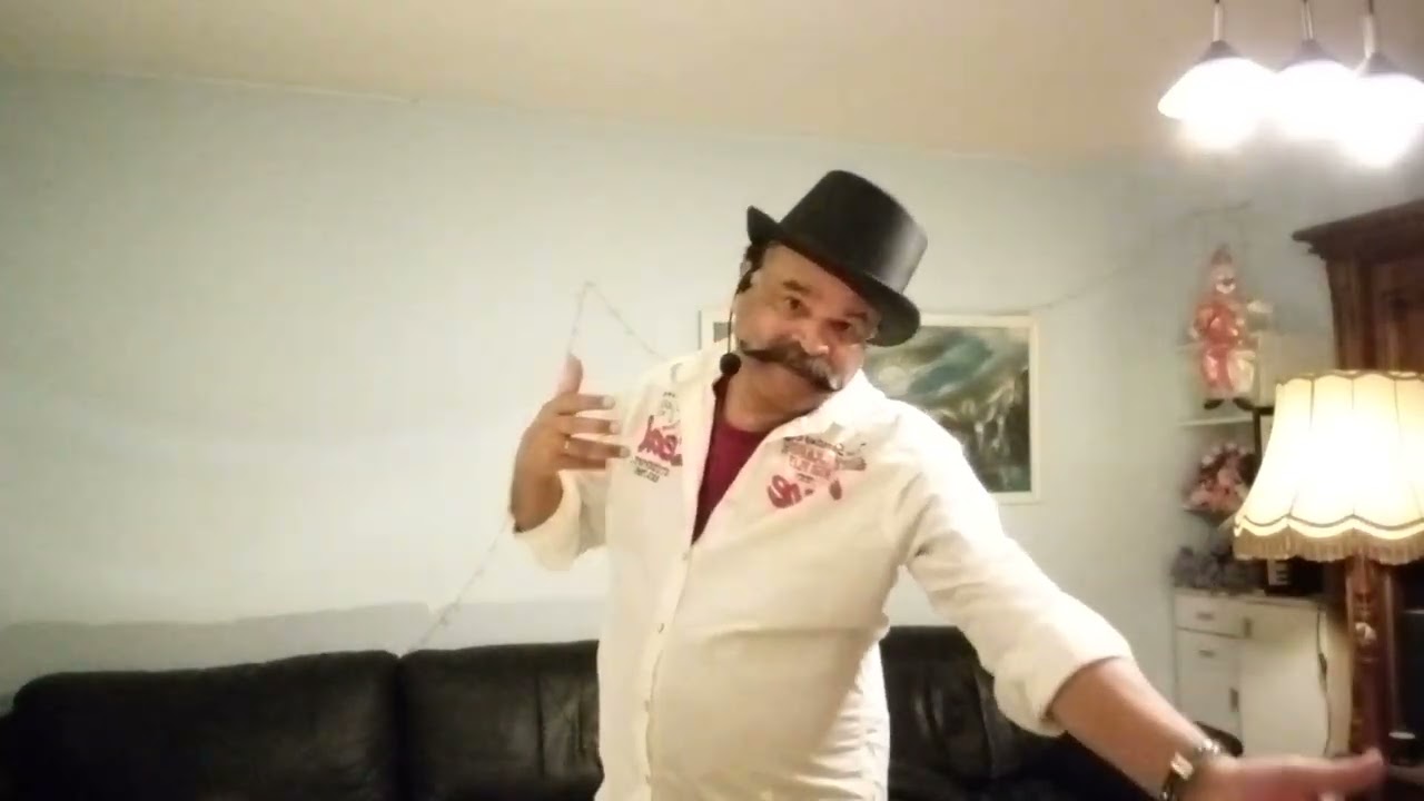 Matlab Nikal Gaya Hai To Pehchante Nahin Song