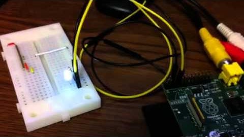 Raspberry PiとScratchでLチカ