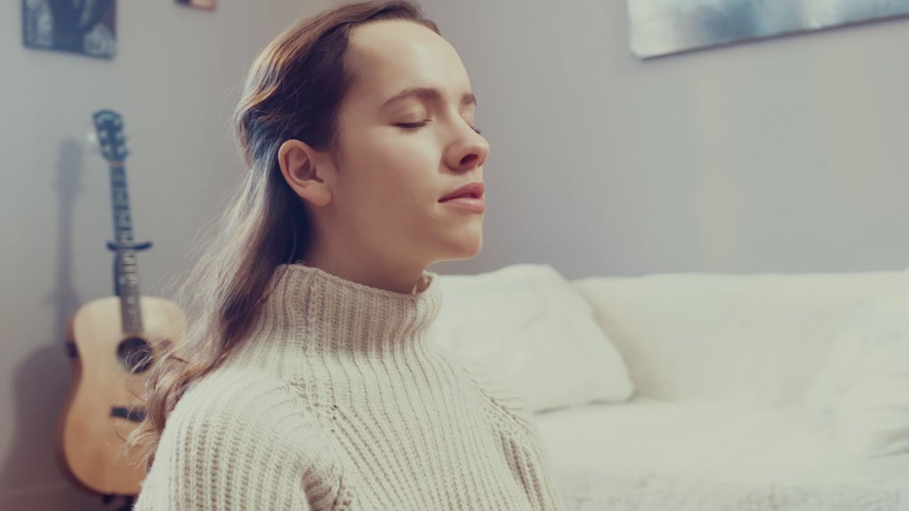 Breaky Boxes - Hard Times (Official Video)