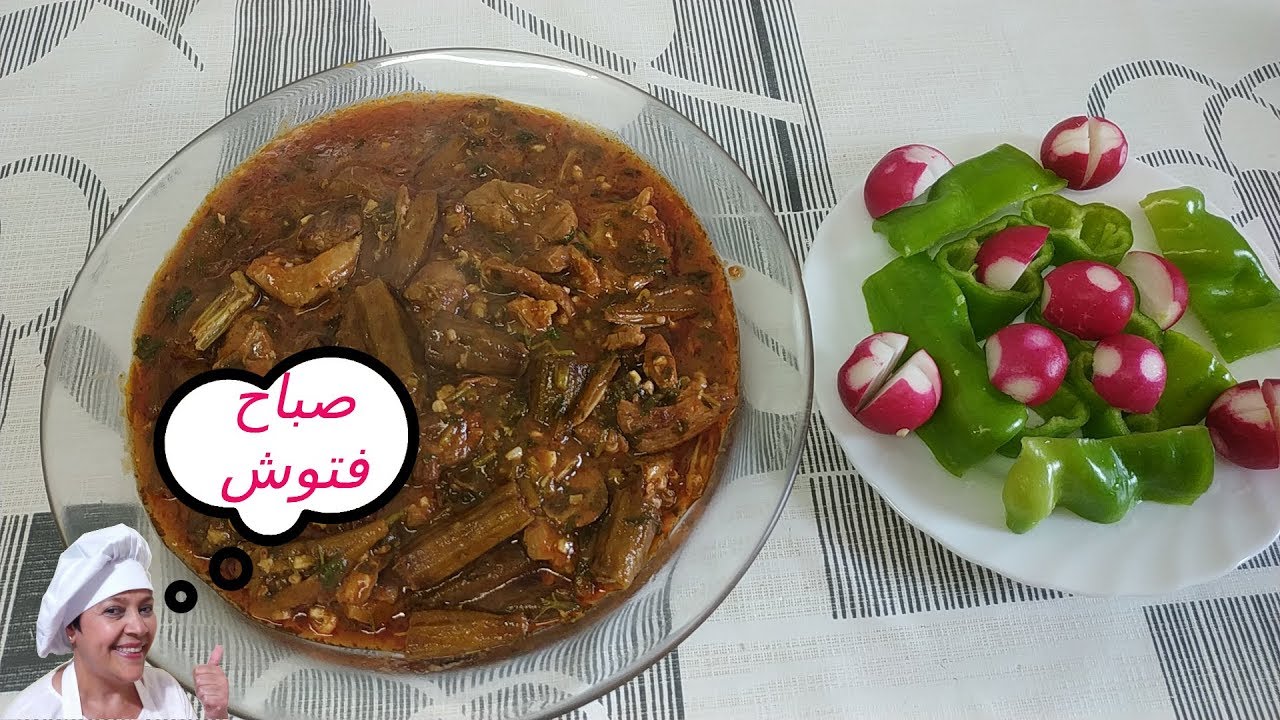 بامية خضرا  (لذيذة وسريعة 😜😂)