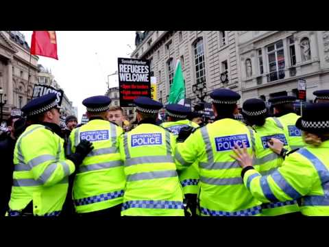 Far Left Clash with Britain First at Pro-Migrant Rally