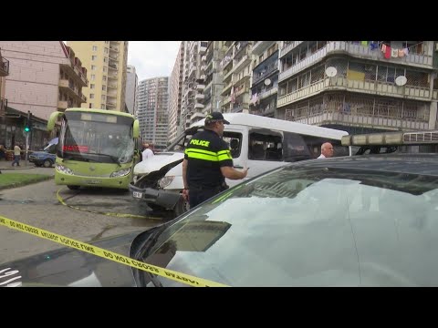 ავტოავარიისას დაშავებული 4 ადამიანი კლინიკაში რჩება