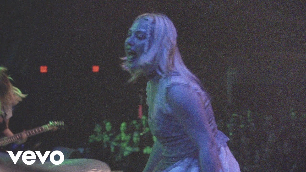 Lauran Hibberd - pretty good for a bad day ft. Alex Gaskarth