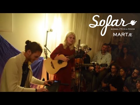 MARTÆ Garofano Scarlatto Sofar Udine