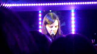 Scout Niblett - Relax (live)