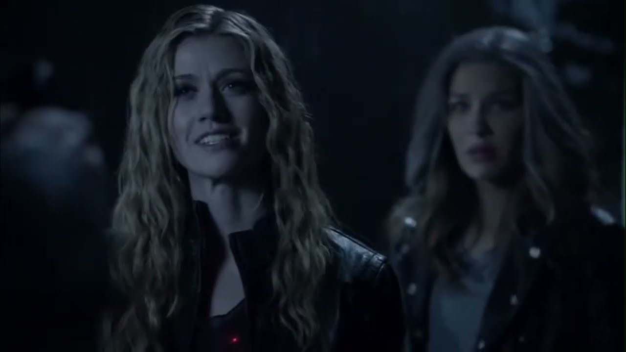 Olicity - Arrow - 7x14 Pt.2 - "We all knew Oliver and Felicity. They never had a daughter"