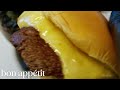 George Motz Makes a Classic Smash Burger