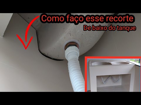 Como recortar o revestimento debaixo do tanque