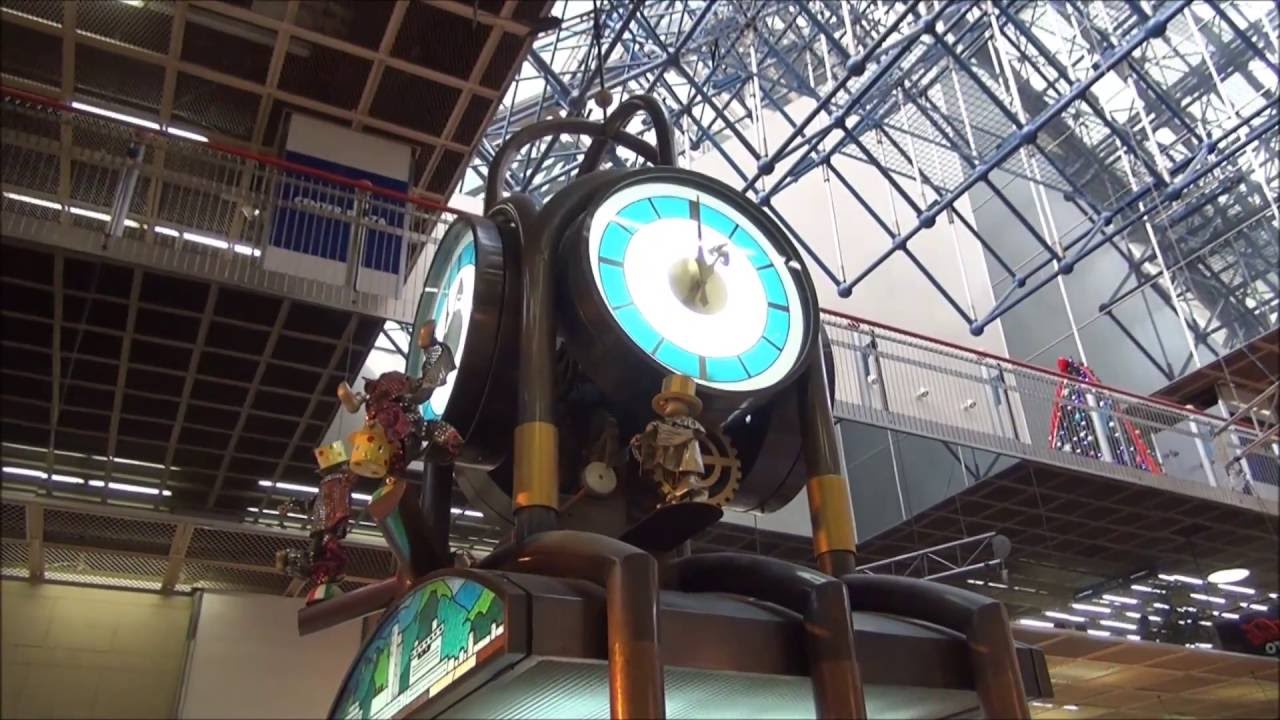 ボロボロ】三ノ宮センタープラザ からくり時計「世界時計 マゼランくん