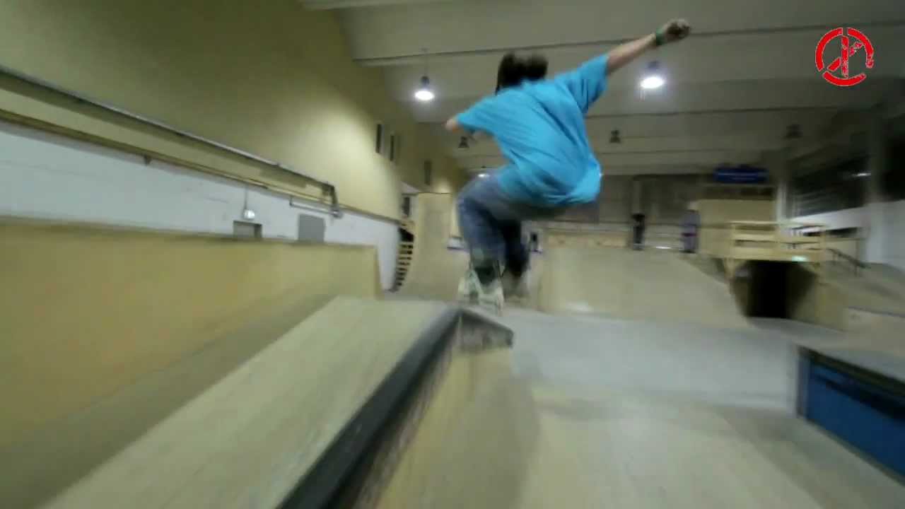 Daniel Gruß xwdskate.com Heizhaus Leipzig edit 2012