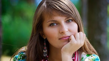 How to Use the Eyedropper and Color Sampler Tools in Photoshop