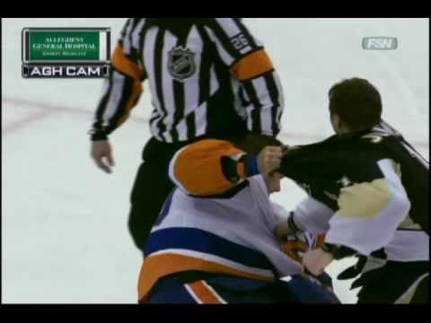 Goalie Fight: Brent Johnson KOs Rick Dipietro [2-2-11]