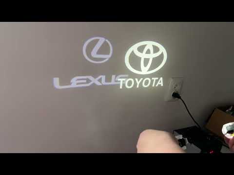 Toyota Camry проектори логотипів LED невигораючі підсвітка дверей 2шт door logo projector xv40 xv50 xv70, видео 2