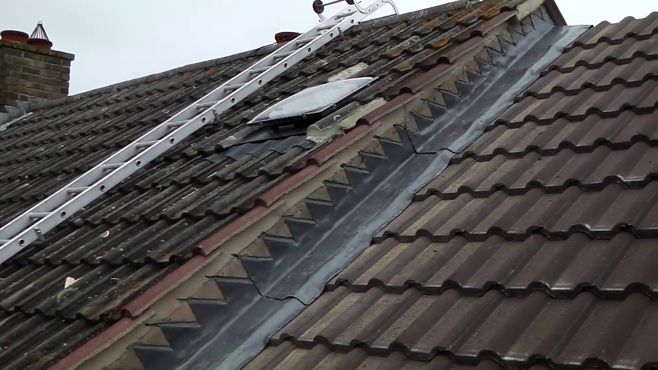 BUILDING MY HOUSE & 10 lead flashing. YouTube