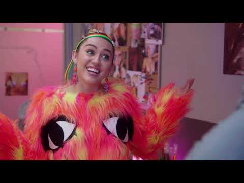 Miley's Instagram Think Tank (Skit)