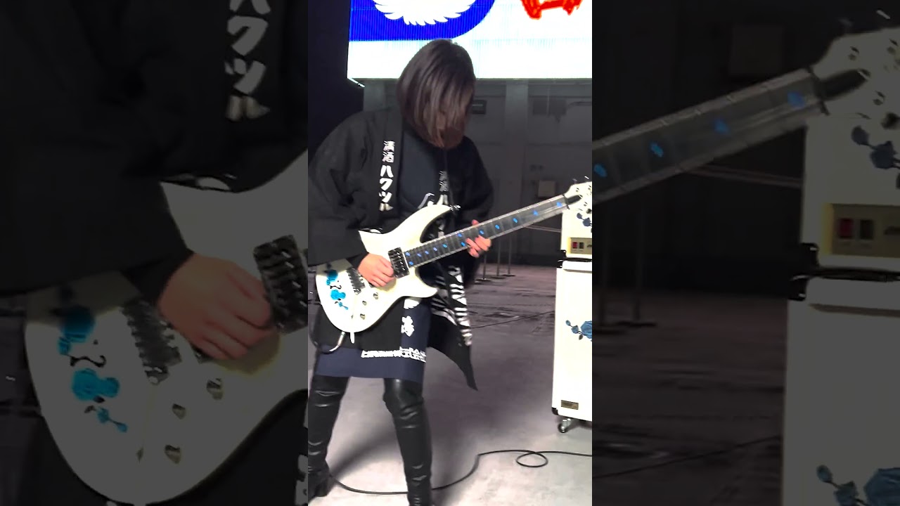 神戸の夜空でギターをかき鳴らす！【えんやまる×Yuki D_Drive】 - YouTube