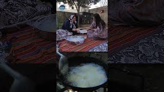 Hûn Tev Ji Xwarinên Kurdewarî Û Bi Taybet Ji \