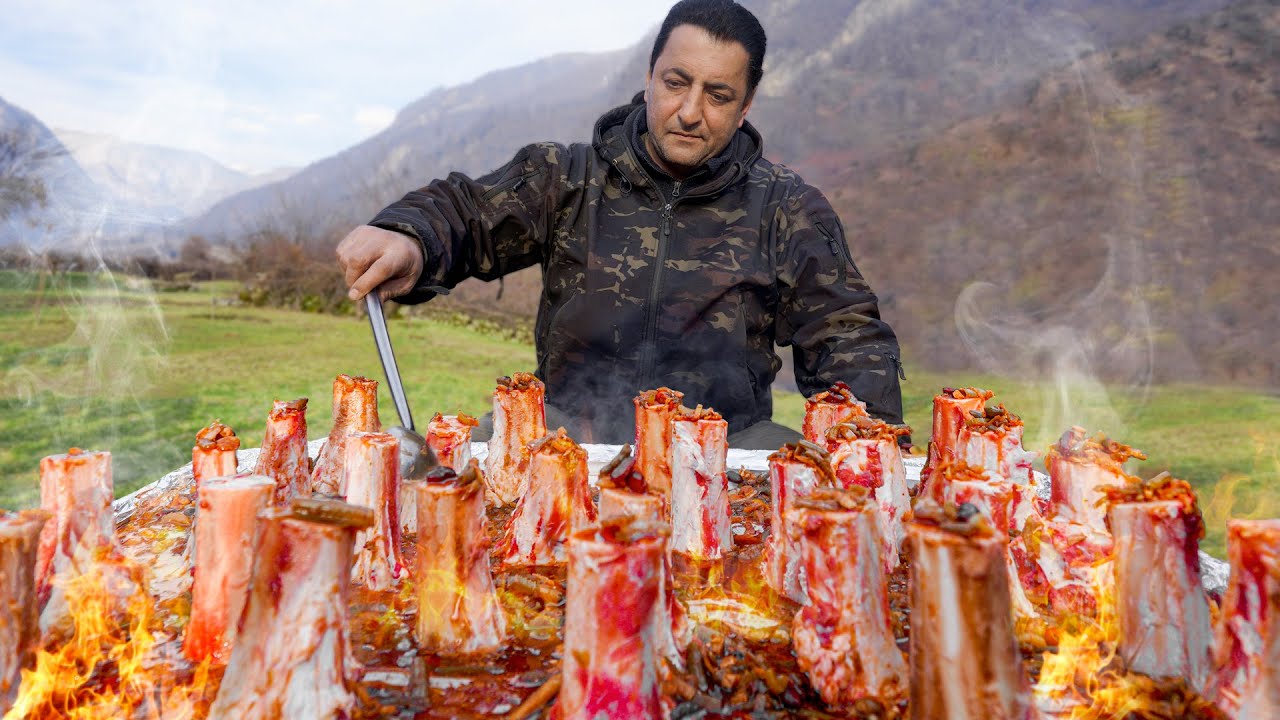 ⁣Sawed the Bones and Fried them on Fire! An ordinary Day in the Mountains of Azerbaijan