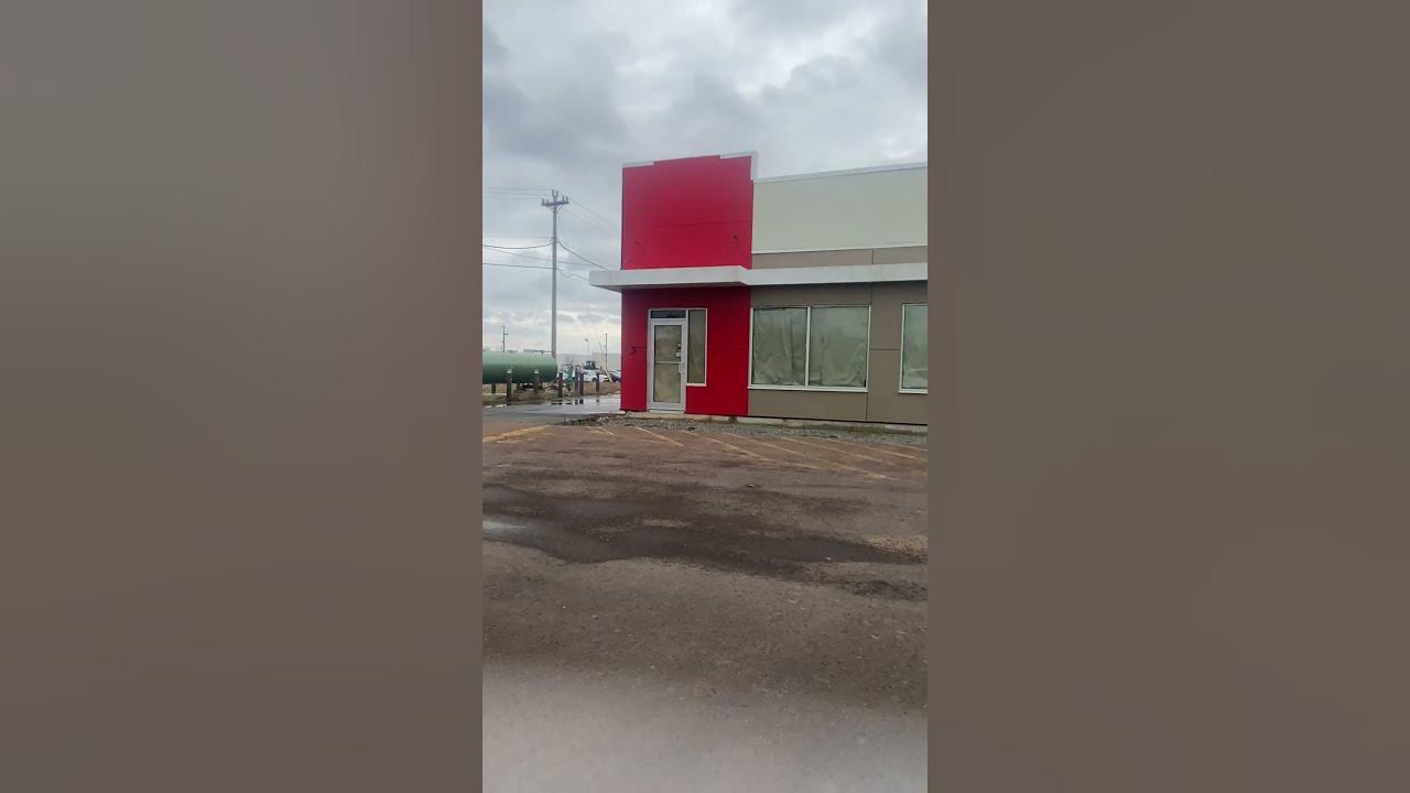 Abandoned KFC and Pizza Hut in Gander NL YouTube