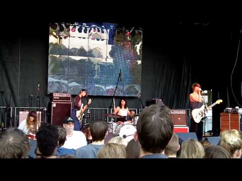 Warpaint - Beetles - Bumbershoot 2011