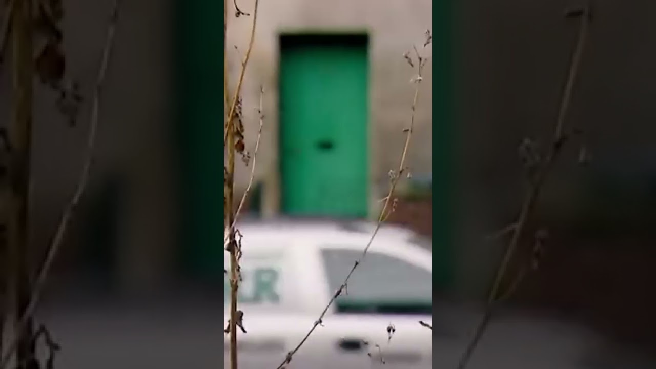 Inside A Hoarder's Home Where It Takes 48 Hours To Find Clothes!